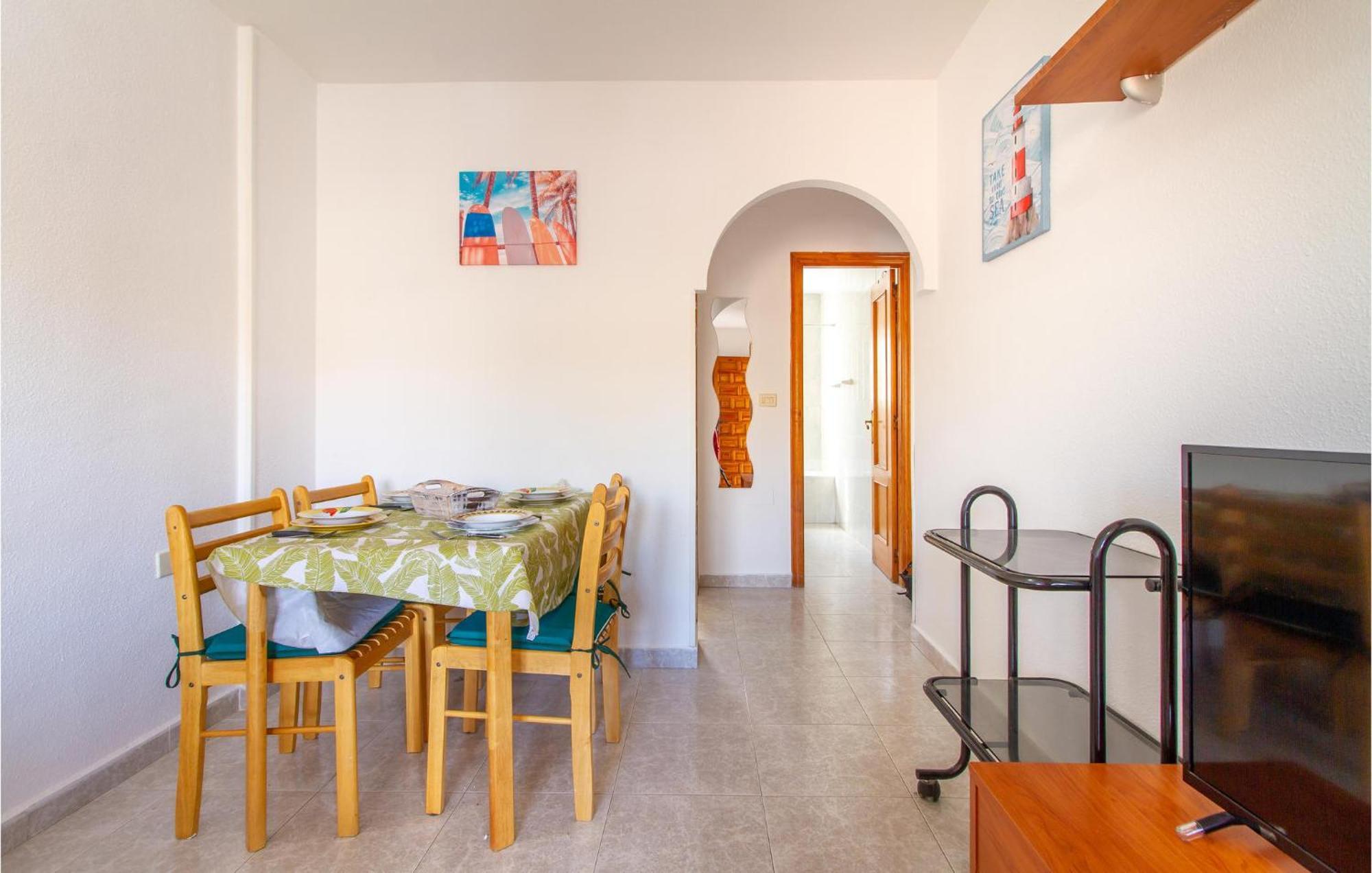 Stunning apartment in San Pedro del Pinatar with 2 Bedrooms Buitenkant foto