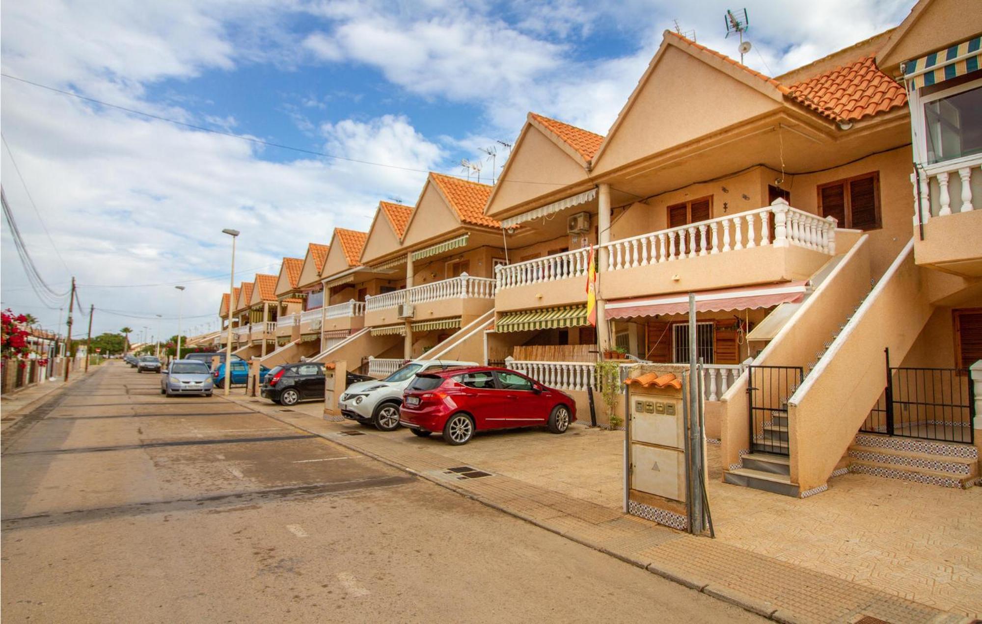 Stunning apartment in San Pedro del Pinatar with 2 Bedrooms Buitenkant foto